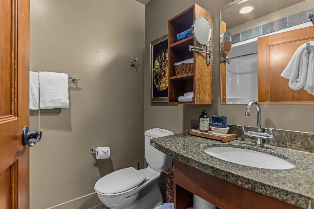 187 Kananaskis Way Canmore AB T1W 0A3