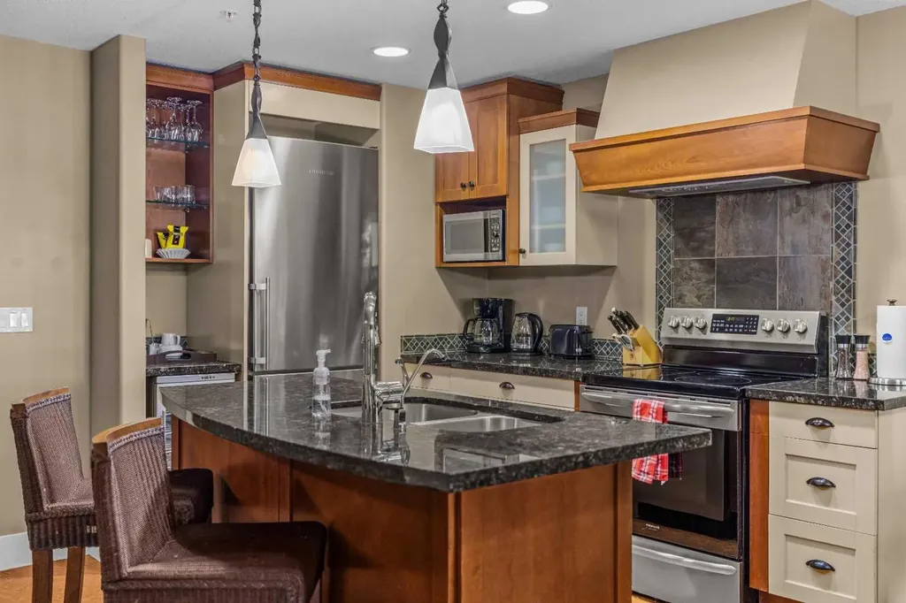 187 Kananaskis Way Canmore AB T1W 0A3