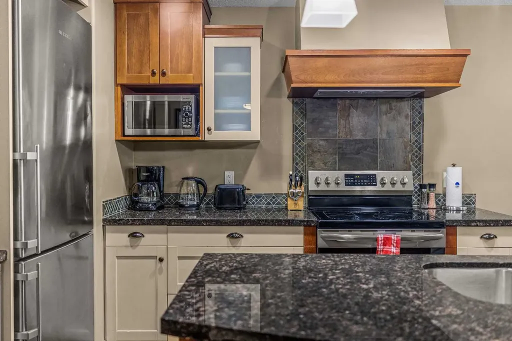 187 Kananaskis Way Canmore AB T1W 0A3