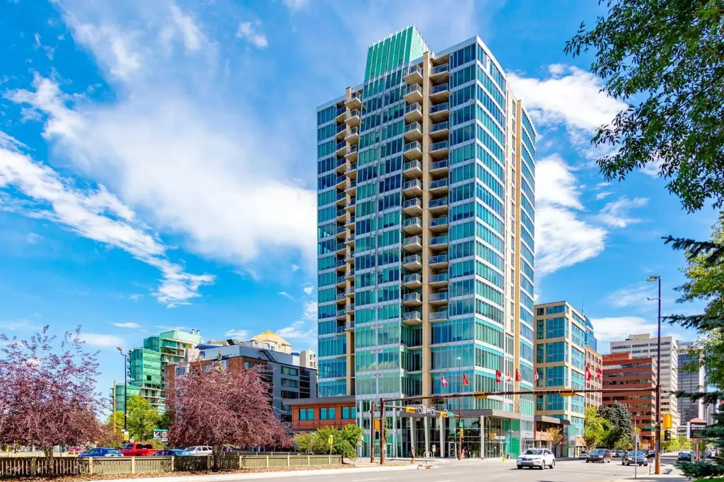 888 4 Avenue SW Calgary AB T2P 0V2