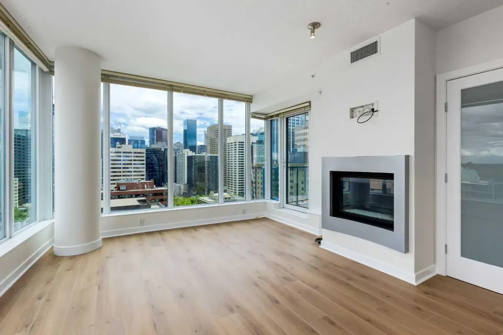 888 4 Avenue SW Calgary AB T2P 0V2