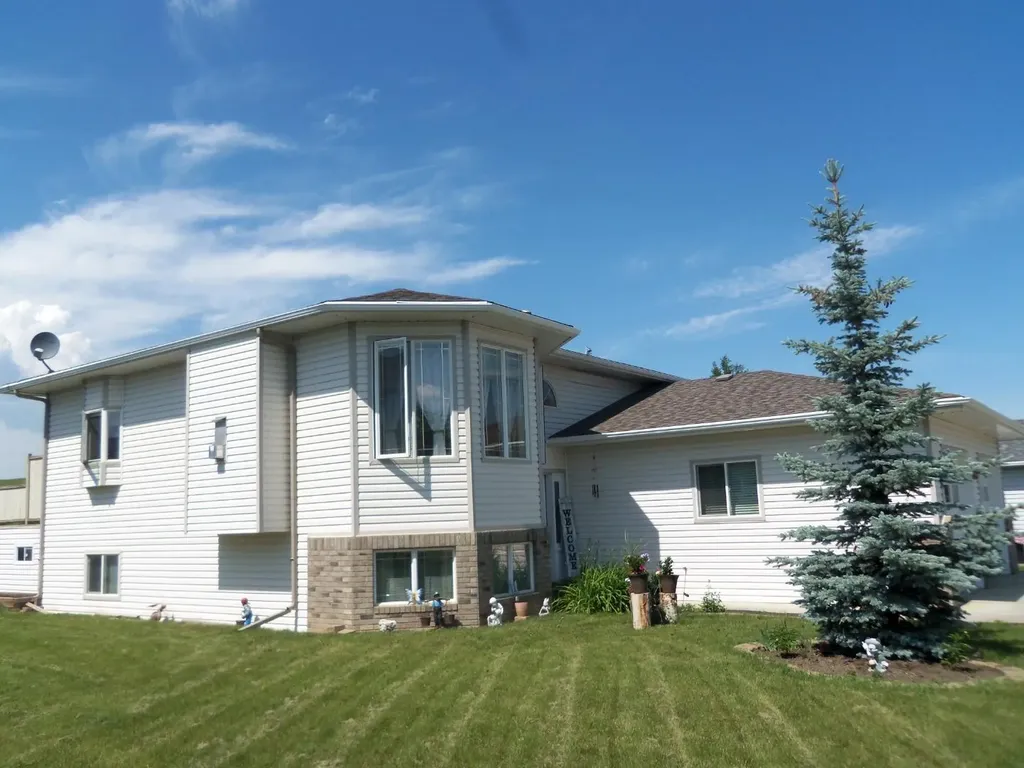 10330 83 Street Peace River AB T8S 1X9