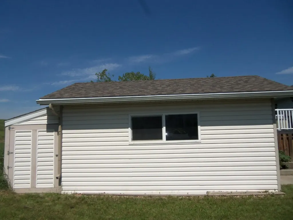 10330 83 Street Peace River AB T8S 1X9