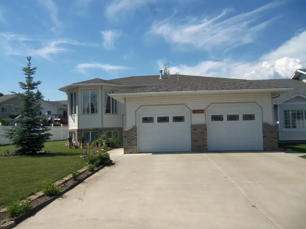10330 83 Street Peace River AB T8S 1X9