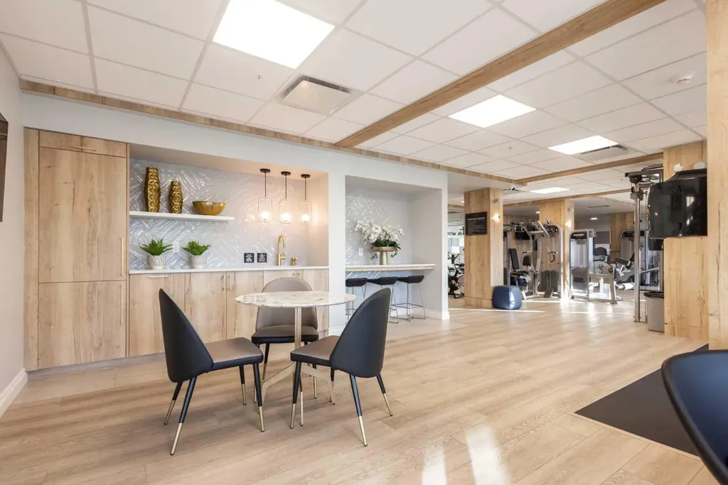 218 Les Jardins Park SE Calgary AB T2C 5V3