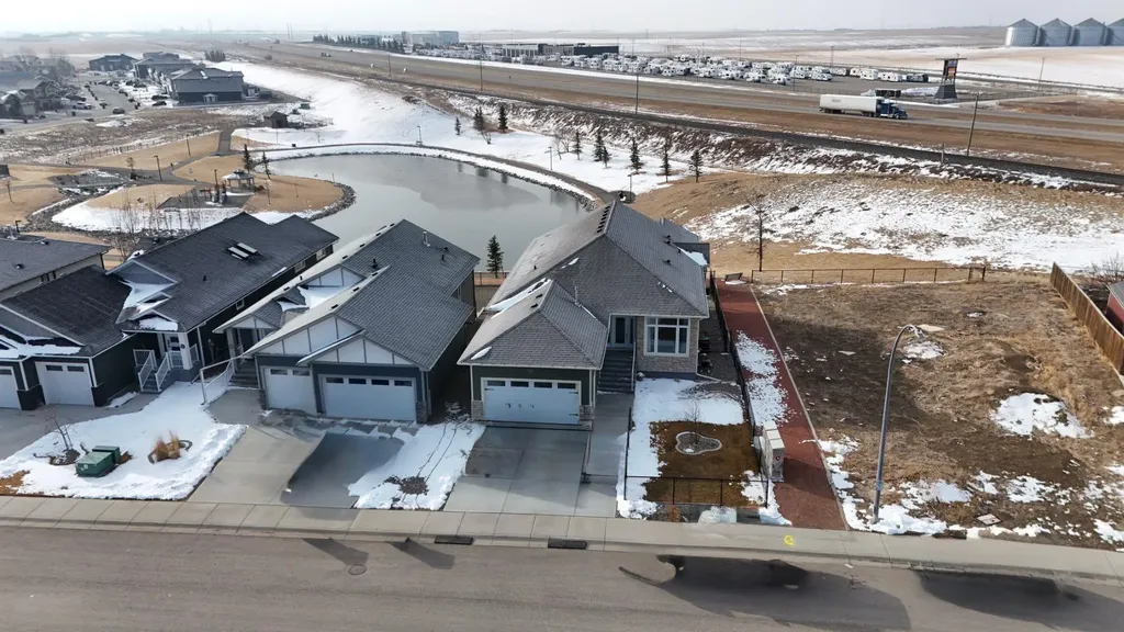 202 Lake Drive Coalhurst AB T0L0V0