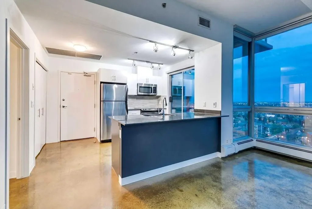 135 13 Avenue SW Calgary AB T2R 0W8