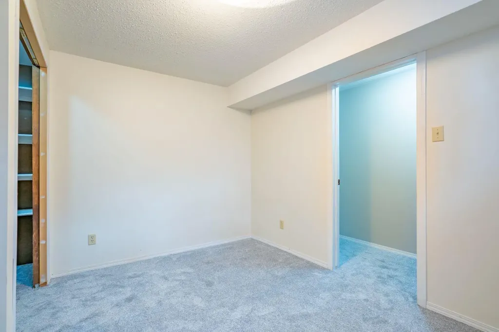 2397 24 Street SE Medicine Hat AB T1B1B1