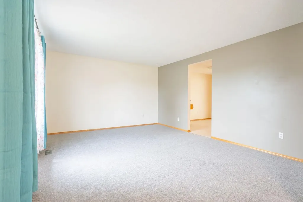 2397 24 Street SE Medicine Hat AB T1B1B1