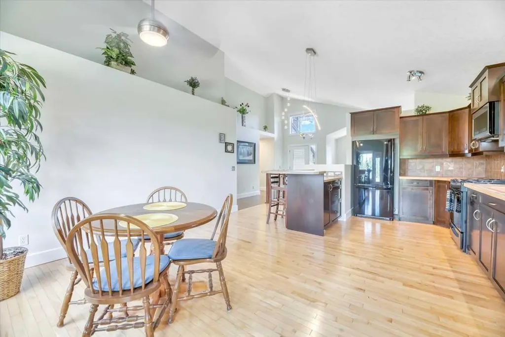 188 Aspen Creek Crescent Strathmore AB T1P 0A7