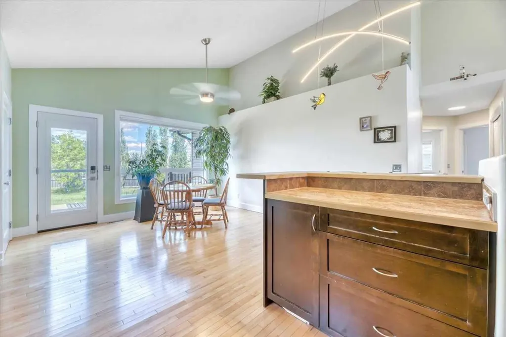 188 Aspen Creek Crescent Strathmore AB T1P 0A7