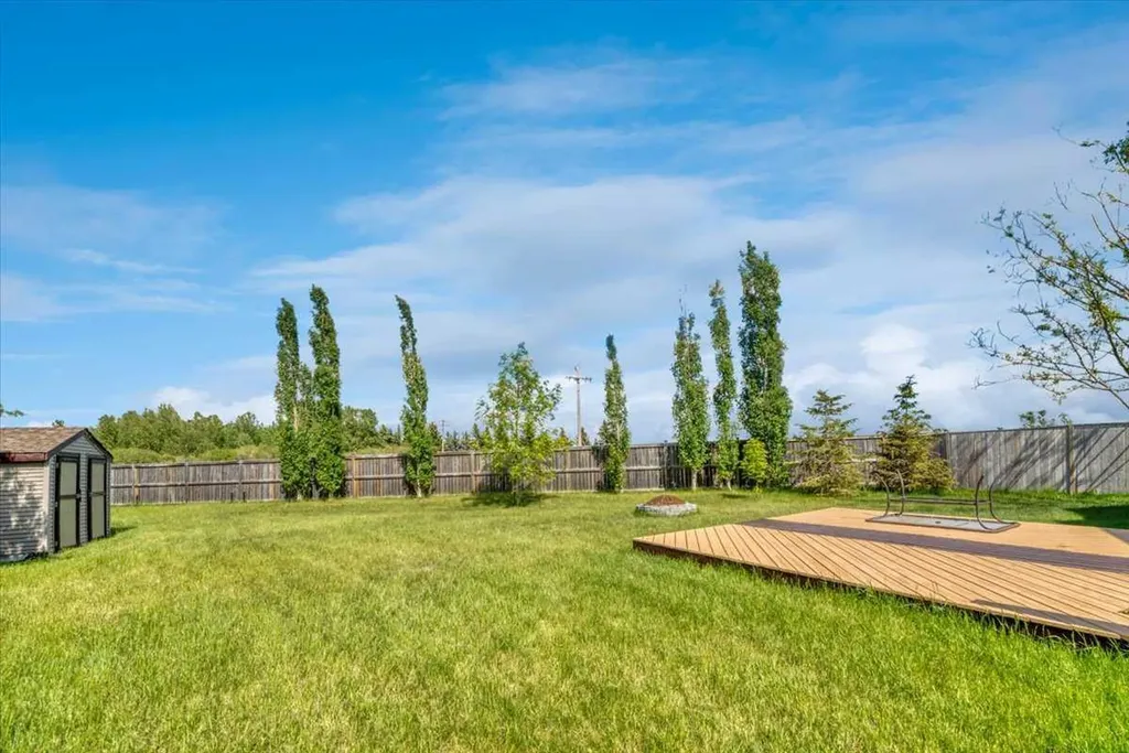 188 Aspen Creek Crescent Strathmore AB T1P 0A7