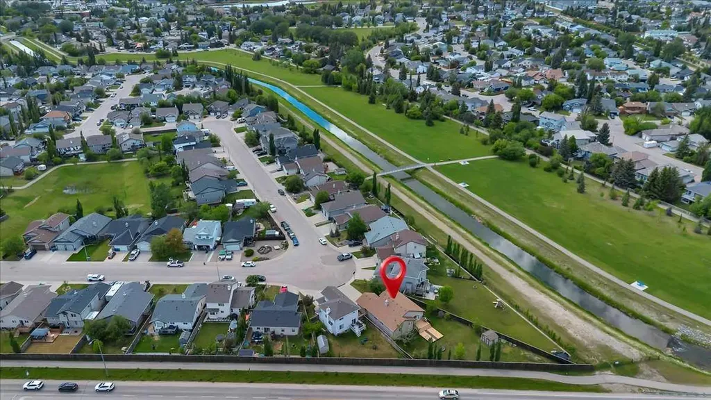 188 Aspen Creek Crescent Strathmore AB T1P 0A7