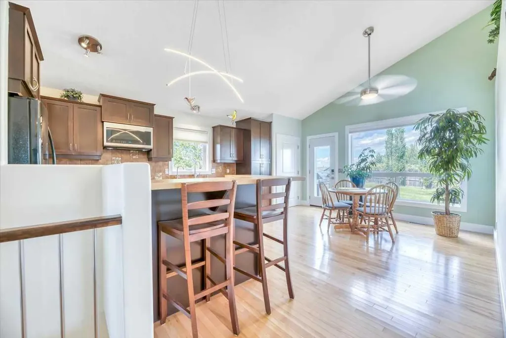 188 Aspen Creek Crescent Strathmore AB T1P 0A7