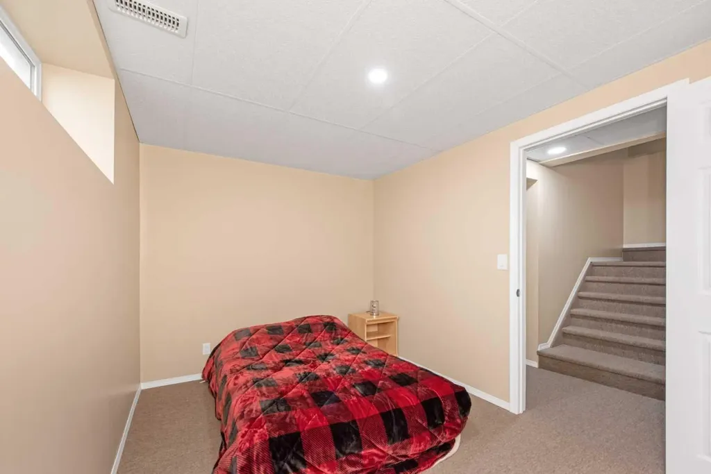 253 Bridleridge View SW Calgary AB T2Y 0E6