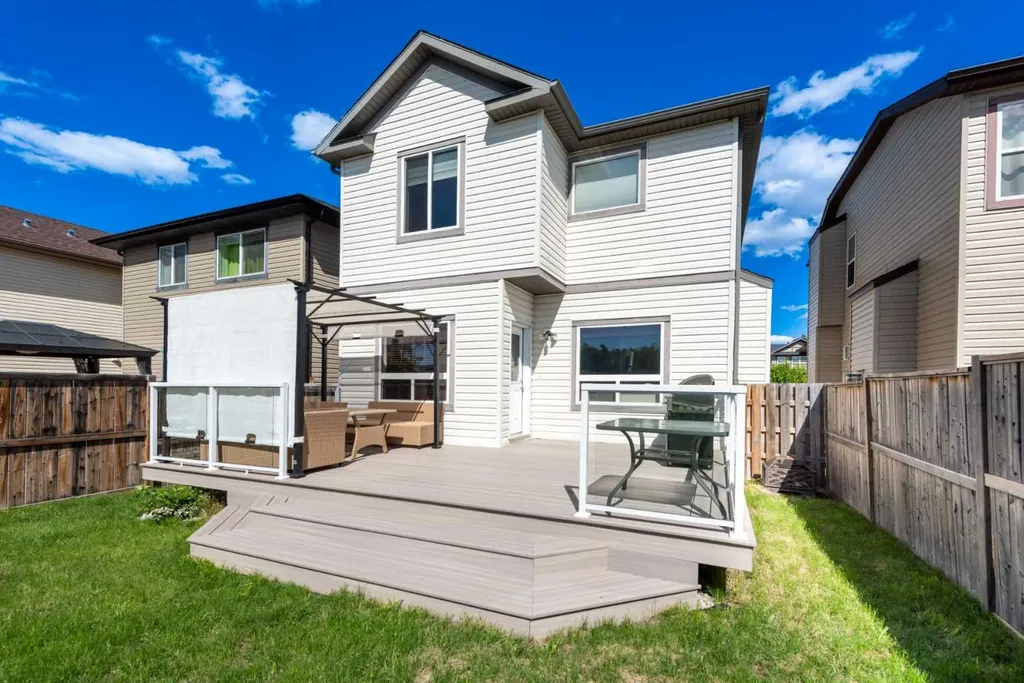 253 Bridleridge View SW Calgary AB T2Y 0E6