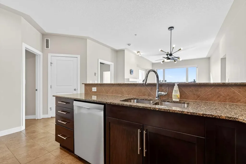 35 Inglewood Park SE Calgary AB T2G 1B5