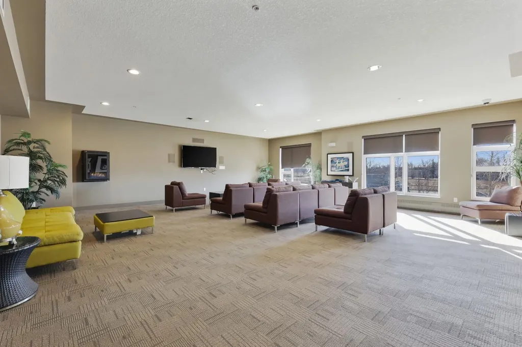 35 Inglewood Park SE Calgary AB T2G 1B5