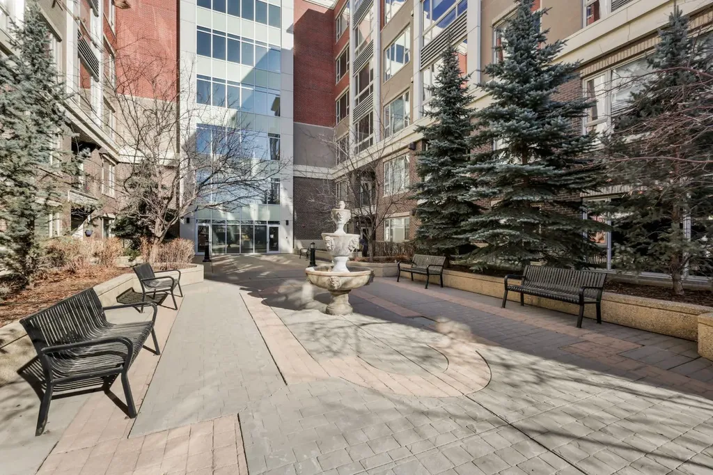 35 Inglewood Park SE Calgary AB T2G 1B5