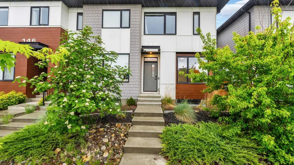 138 Homestead Boulevard NE Calgary AB T3J 2G8