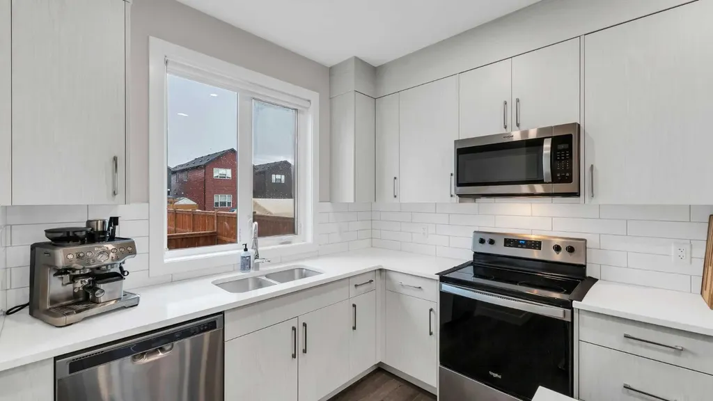 138 Homestead Boulevard NE Calgary AB T3J 2G8