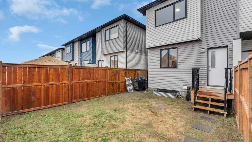 138 Homestead Boulevard NE Calgary AB T3J 2G8