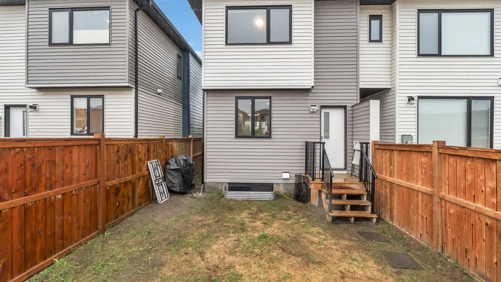 138 Homestead Boulevard NE Calgary AB T3J 2G8