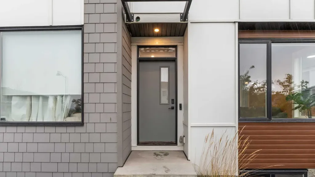 138 Homestead Boulevard NE Calgary AB T3J 2G8