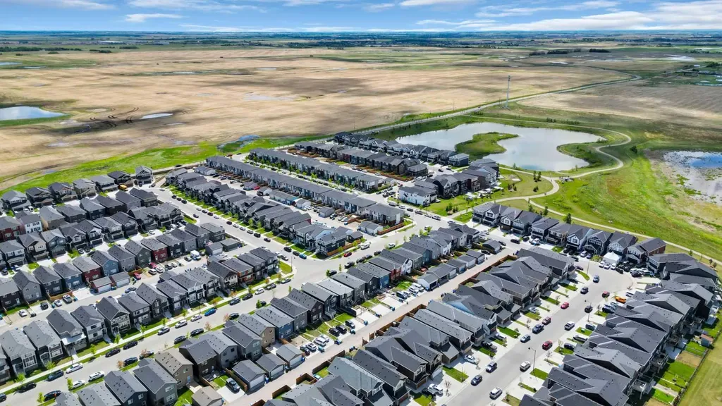 138 Homestead Boulevard NE Calgary AB T3J 2G8