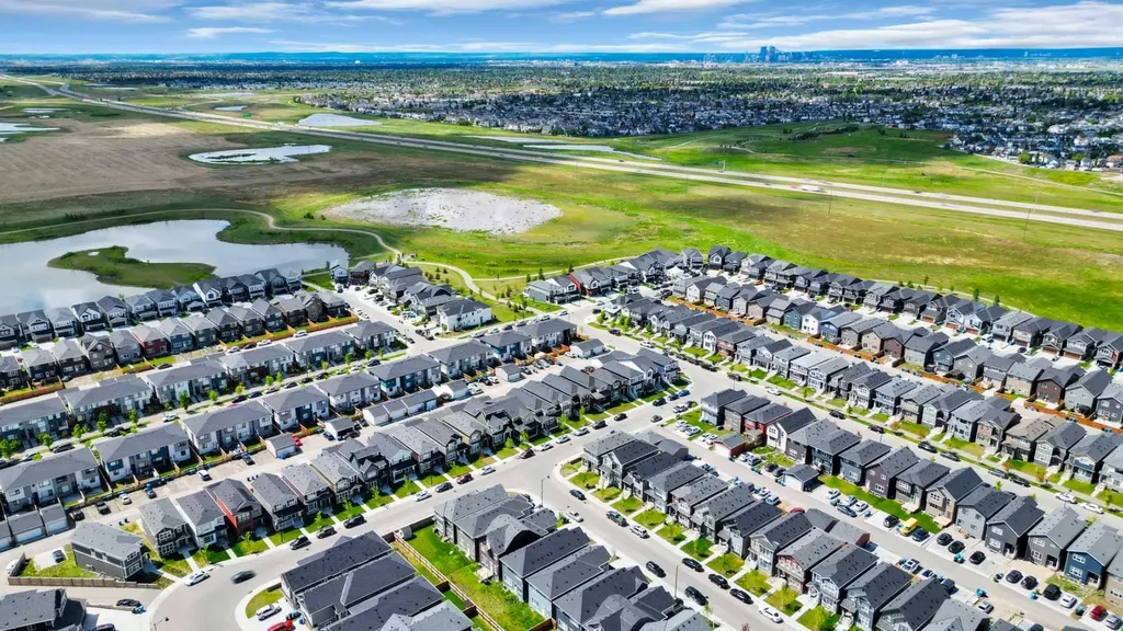 138 Homestead Boulevard NE Calgary AB T3J 2G8