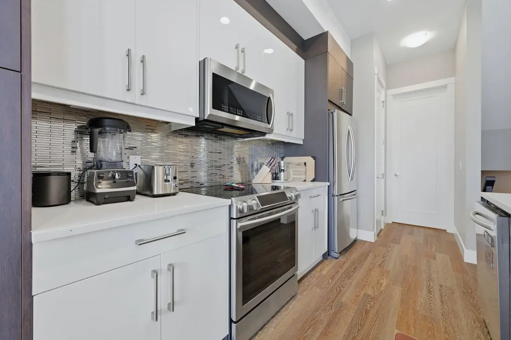 4620 17 Avenue NW Calgary AB T3B 0P3