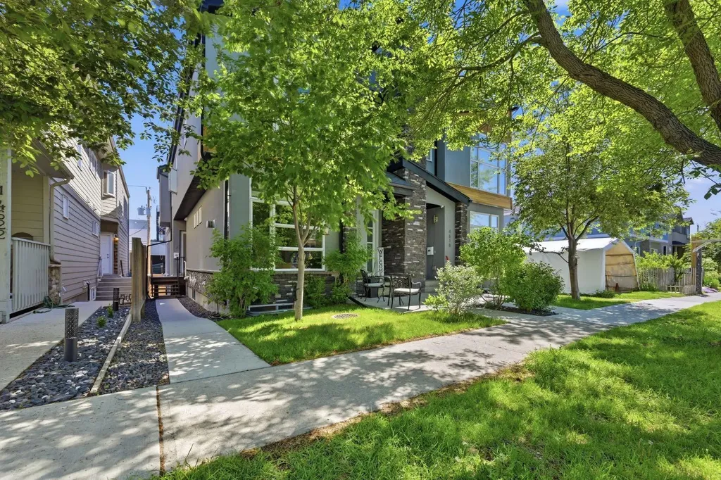 4620 17 Avenue NW Calgary AB T3B 0P3