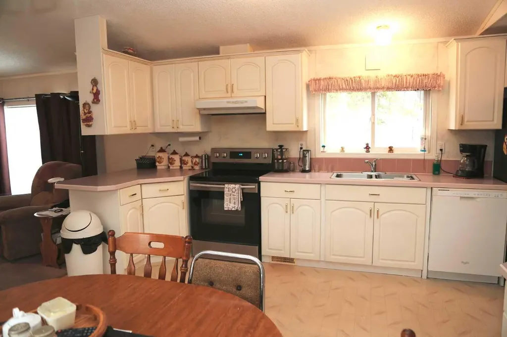 3002 32 Avenue S Lethbridge AB T1K 7J3