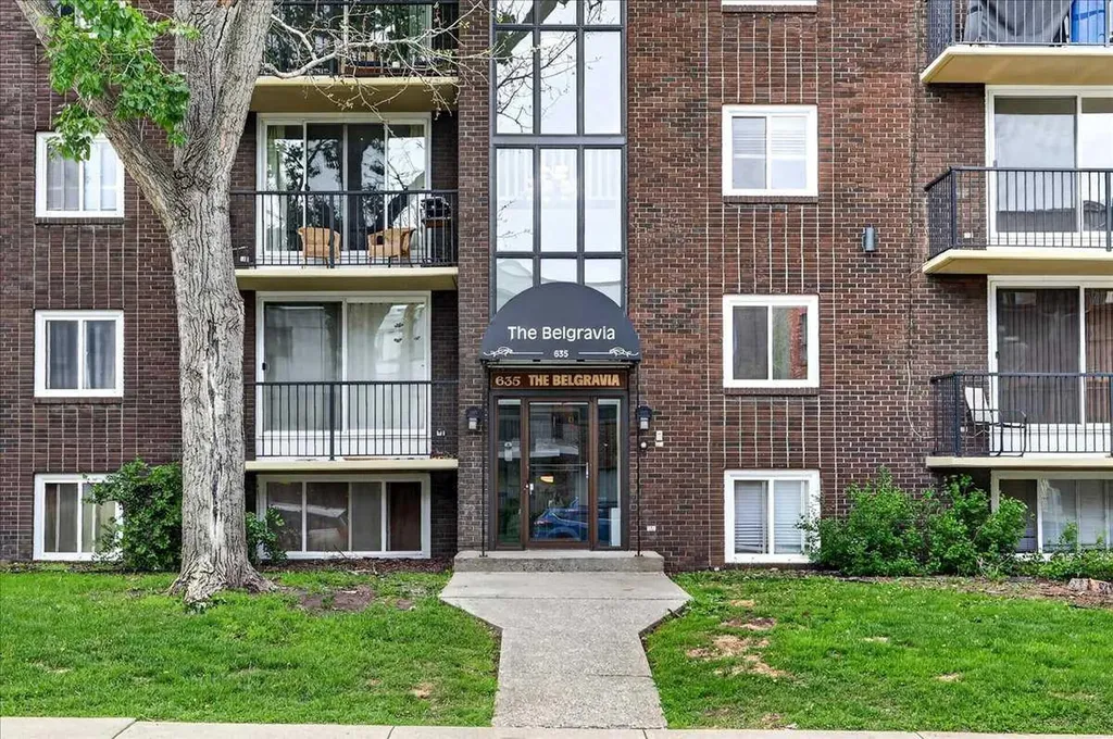 635 57 Avenue SW Calgary AB T2V 0H5