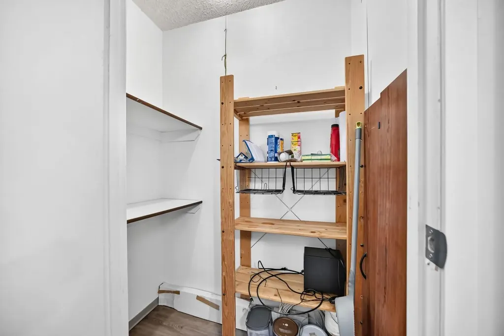 310 4 Avenue NE Calgary AB T2E0J5
