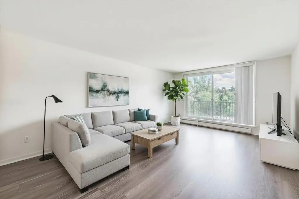 310 4 Avenue NE Calgary AB T2E0J5