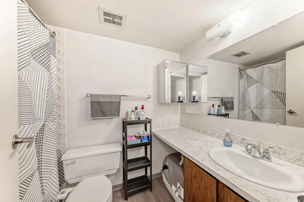 310 4 Avenue NE Calgary AB T2E0J5
