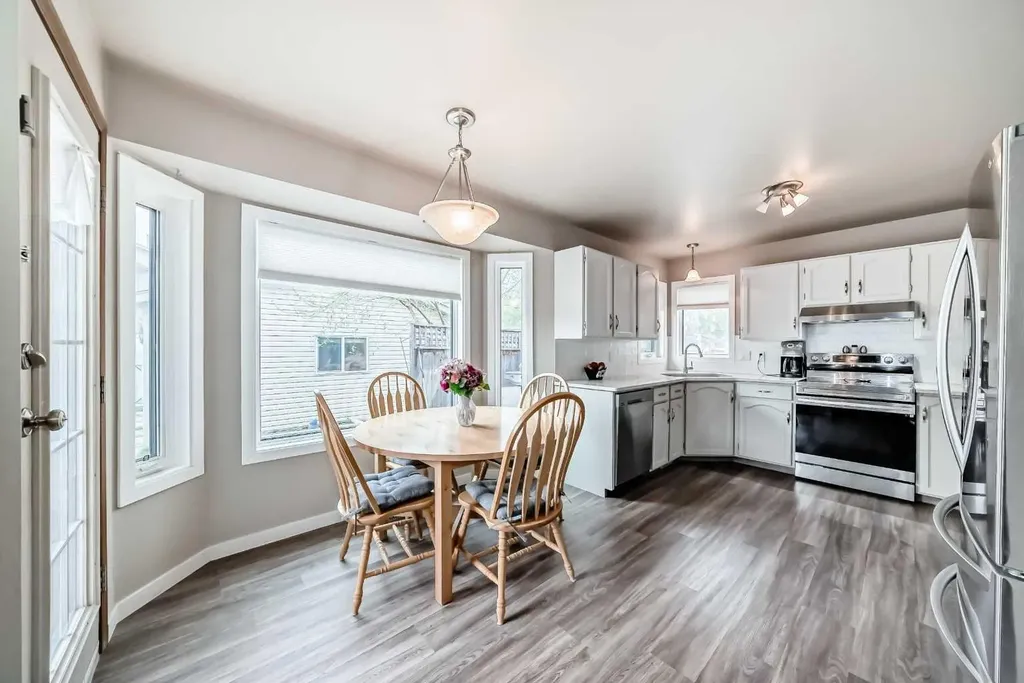481 Sunmills Drive SE Calgary AB T2X 2T5
