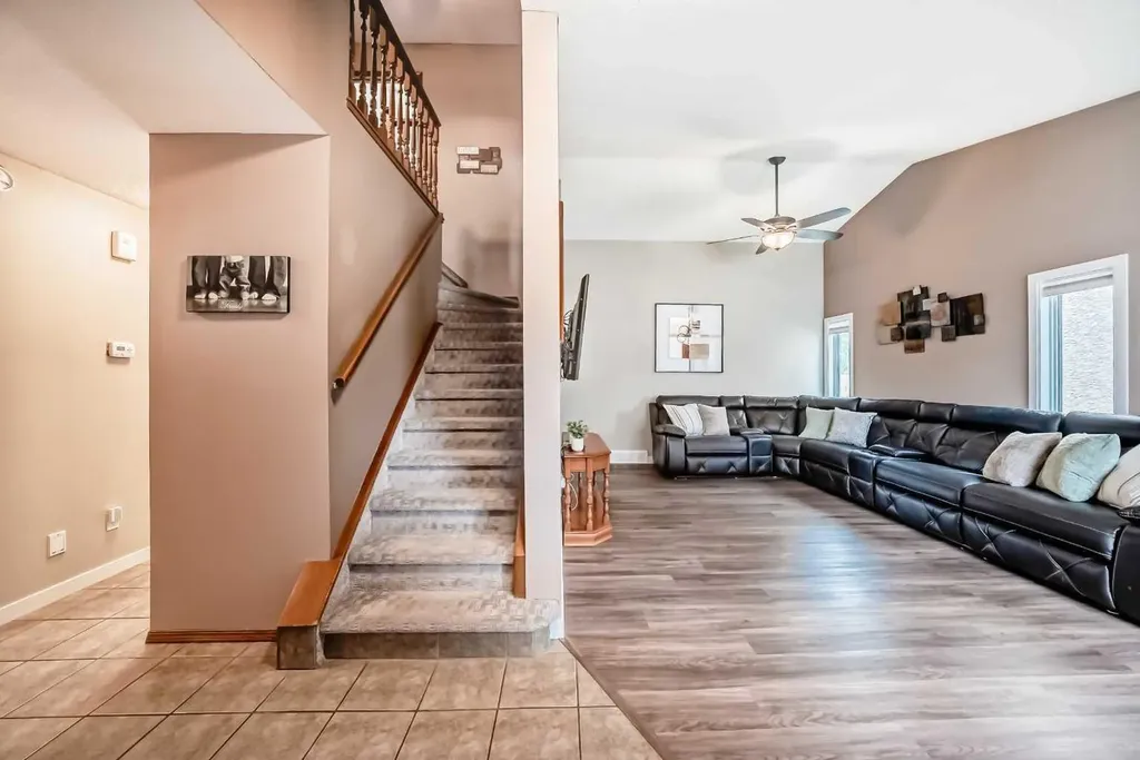 481 Sunmills Drive SE Calgary AB T2X 2T5