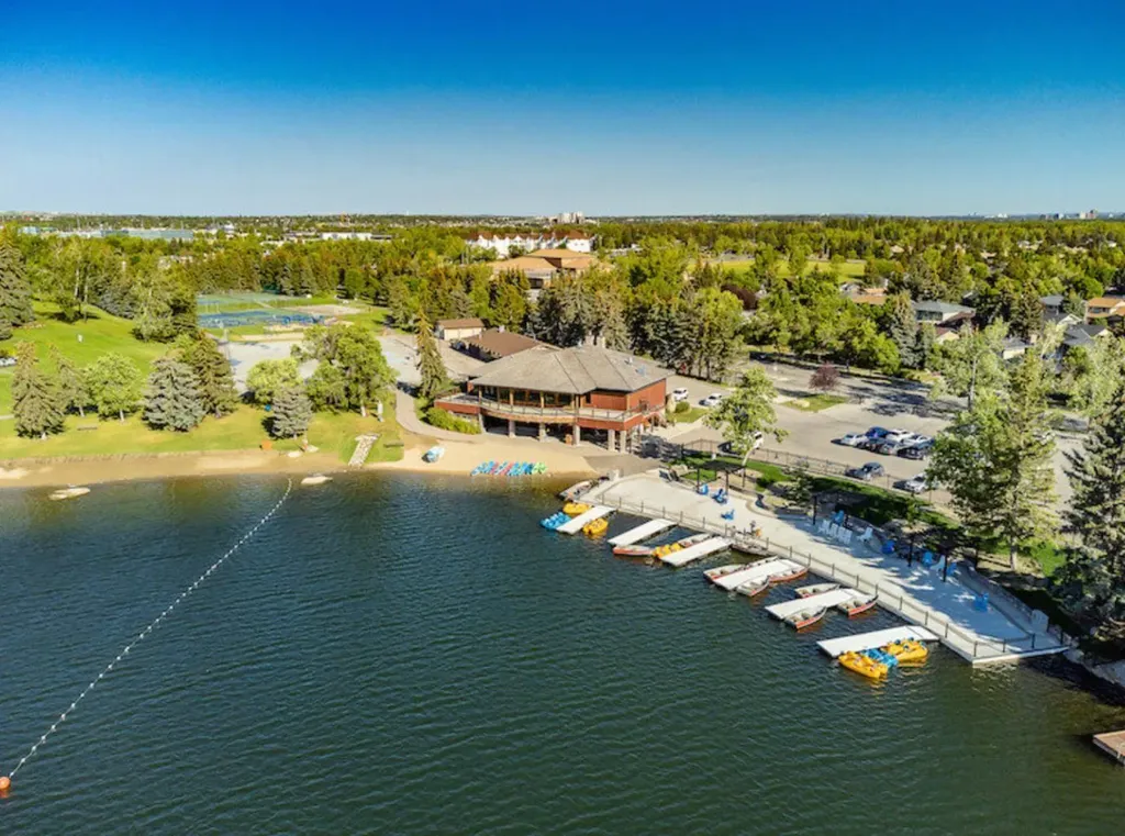 481 Sunmills Drive SE Calgary AB T2X 2T5