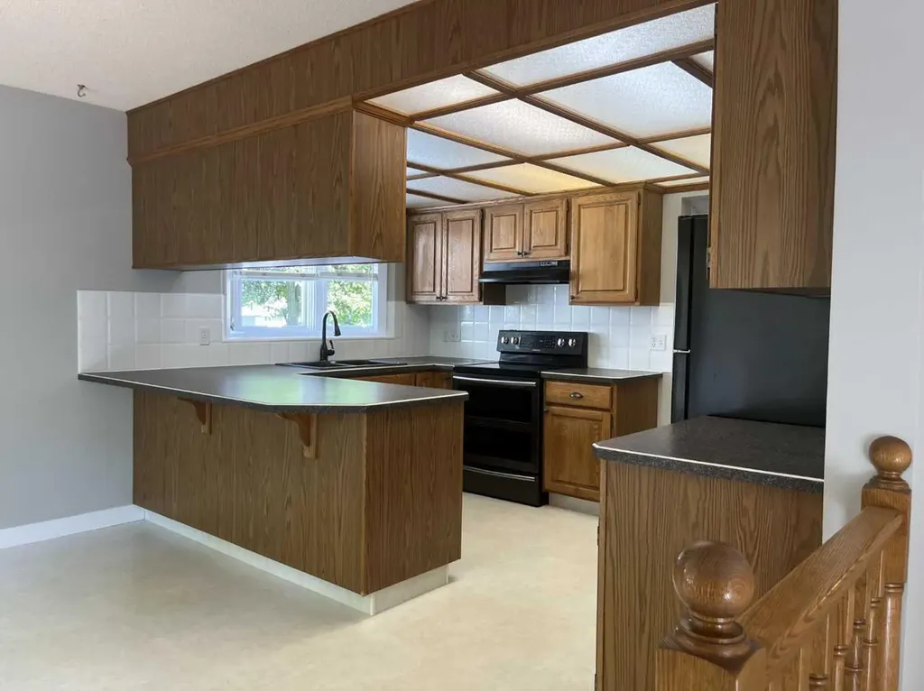 308 Downey Place Okotoks AB T1S 1H3