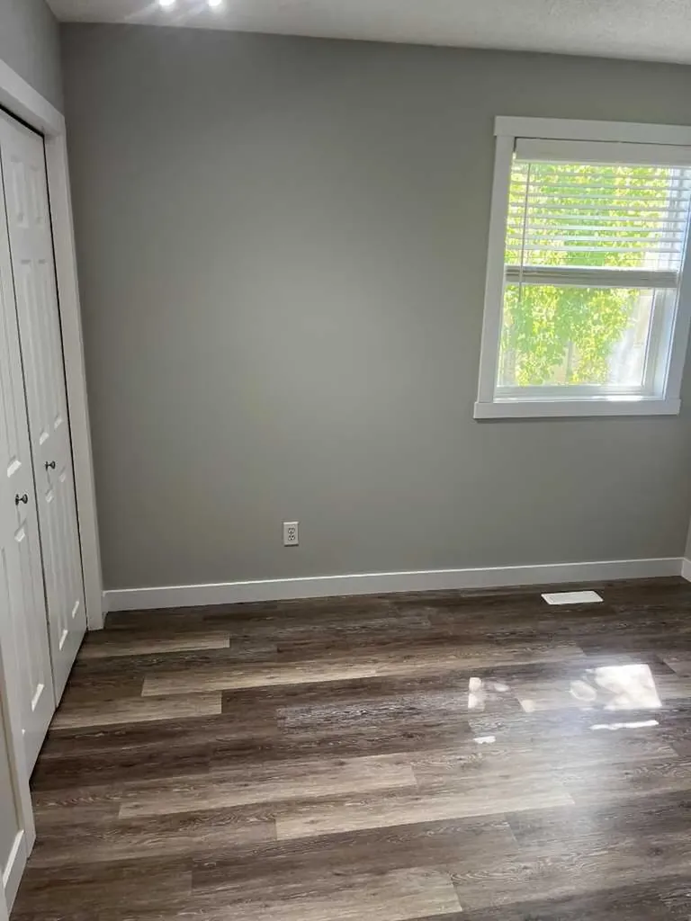 308 Downey Place Okotoks AB T1S 1H3