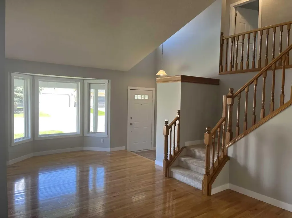 308 Downey Place Okotoks AB T1S 1H3