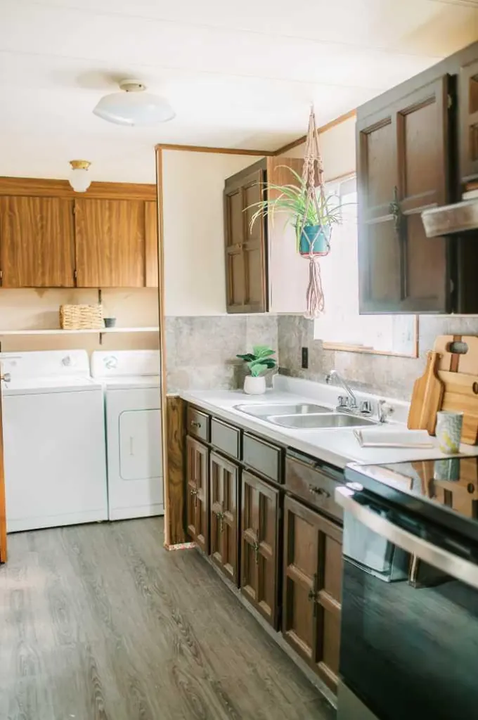 6103 Spruce Drive Stettler AB T4K 1G5