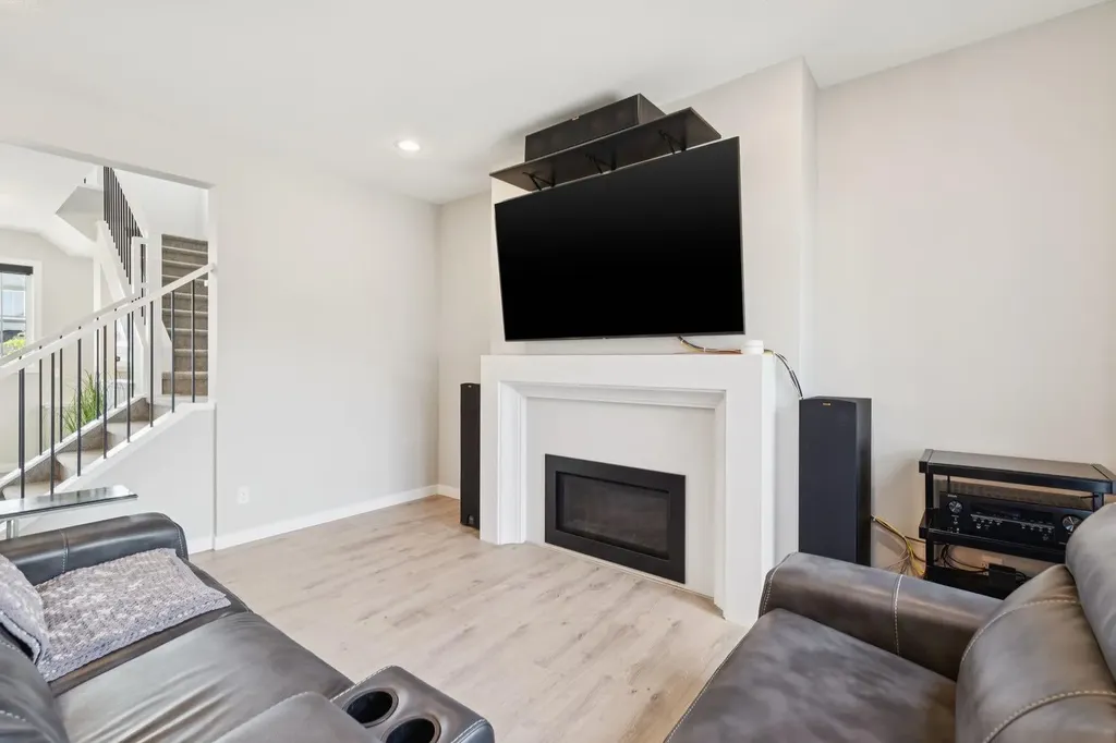 67 Coopersfield Park SW Airdrie AB T4B 4K8