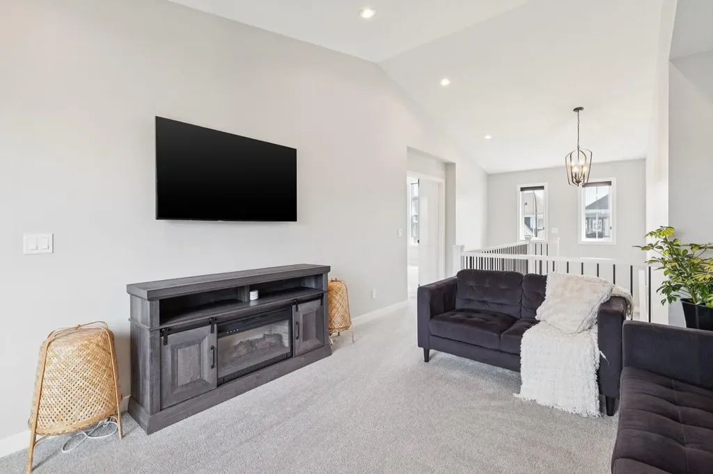 67 Coopersfield Park SW Airdrie AB T4B 4K8