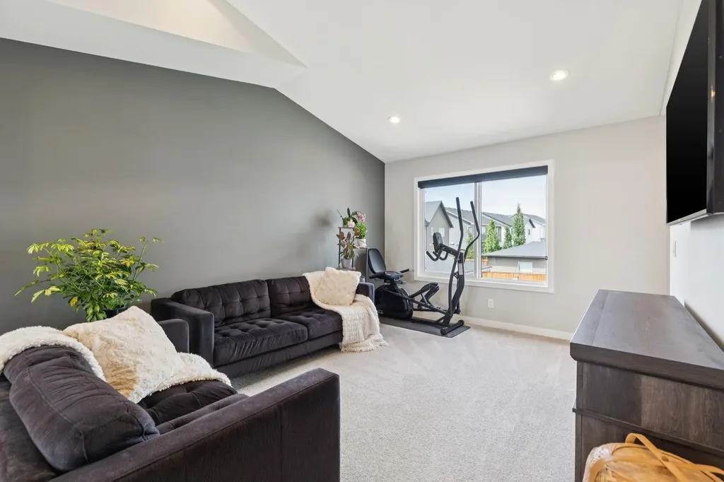 67 Coopersfield Park SW Airdrie AB T4B 4K8