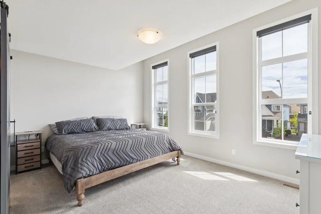 67 Coopersfield Park SW Airdrie AB T4B 4K8