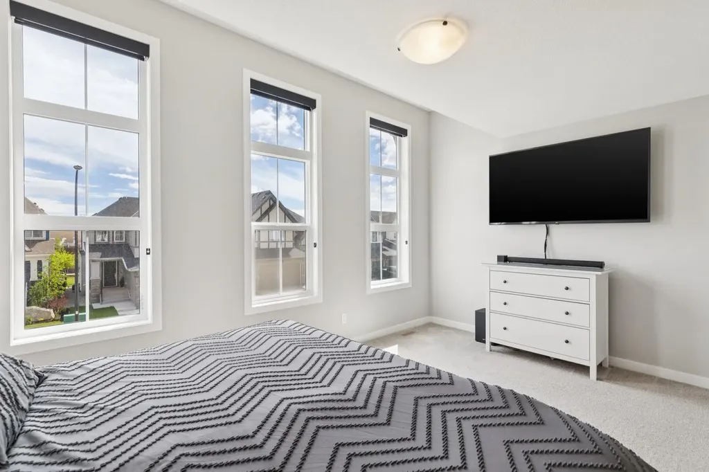 67 Coopersfield Park SW Airdrie AB T4B 4K8