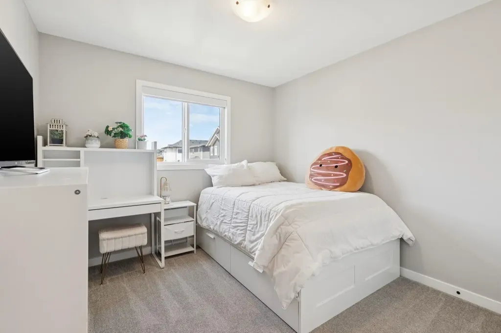 67 Coopersfield Park SW Airdrie AB T4B 4K8